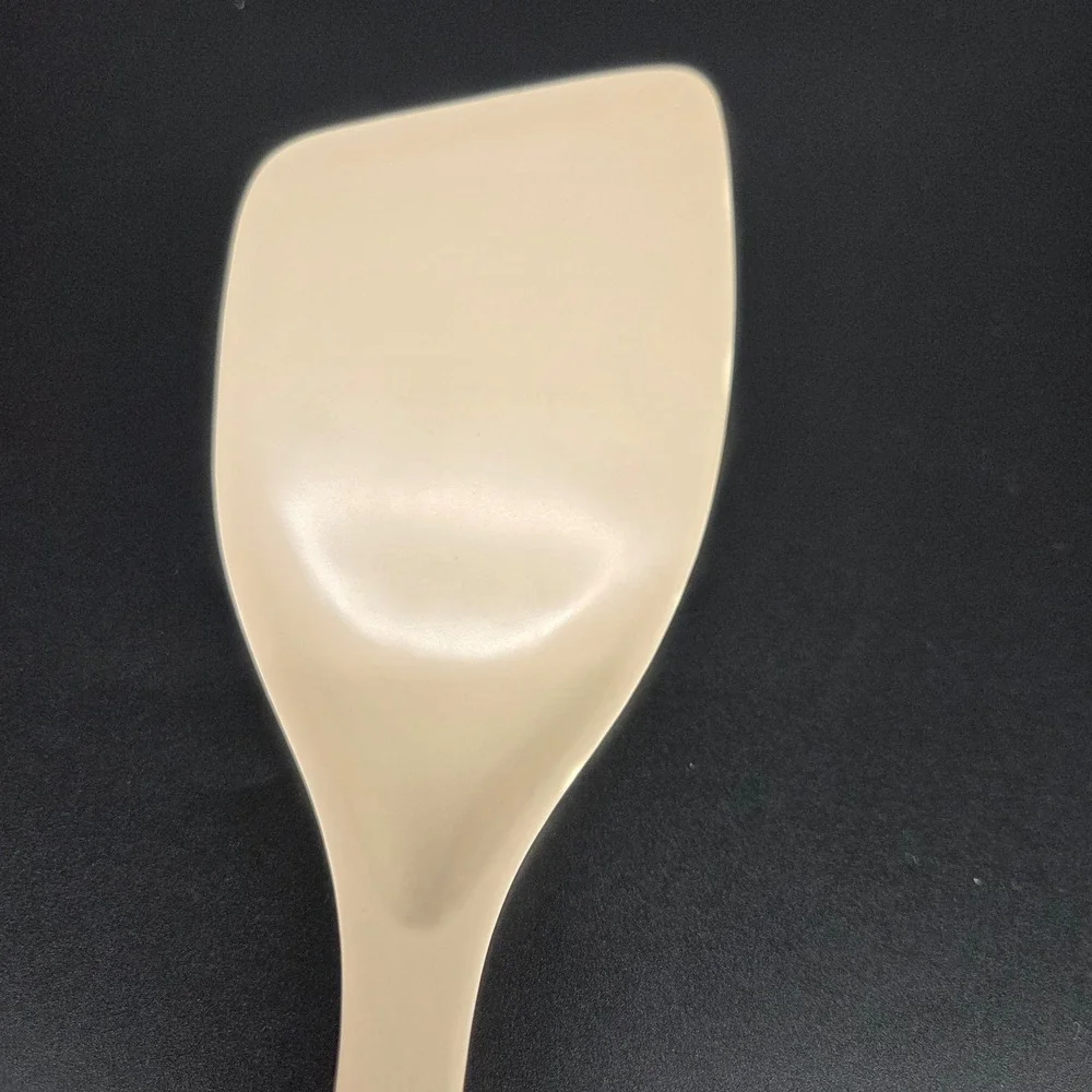 Unbranded vintage melamine